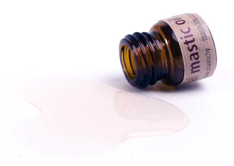 Esenciálny olej z mastichy vykazuje antihypertenzné, hypolipidemické a antiobezitné účinky